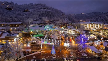 Smoky Mountain Christmas & Biltmore At Christmas