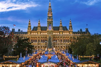 Christmas Market Cruise on Danube River